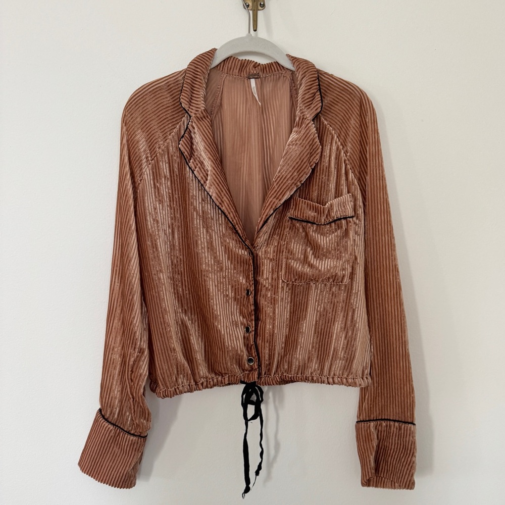 Free People Pink Blush Black Velvet Blouse Classy Preppy Holiday Boho Witchy